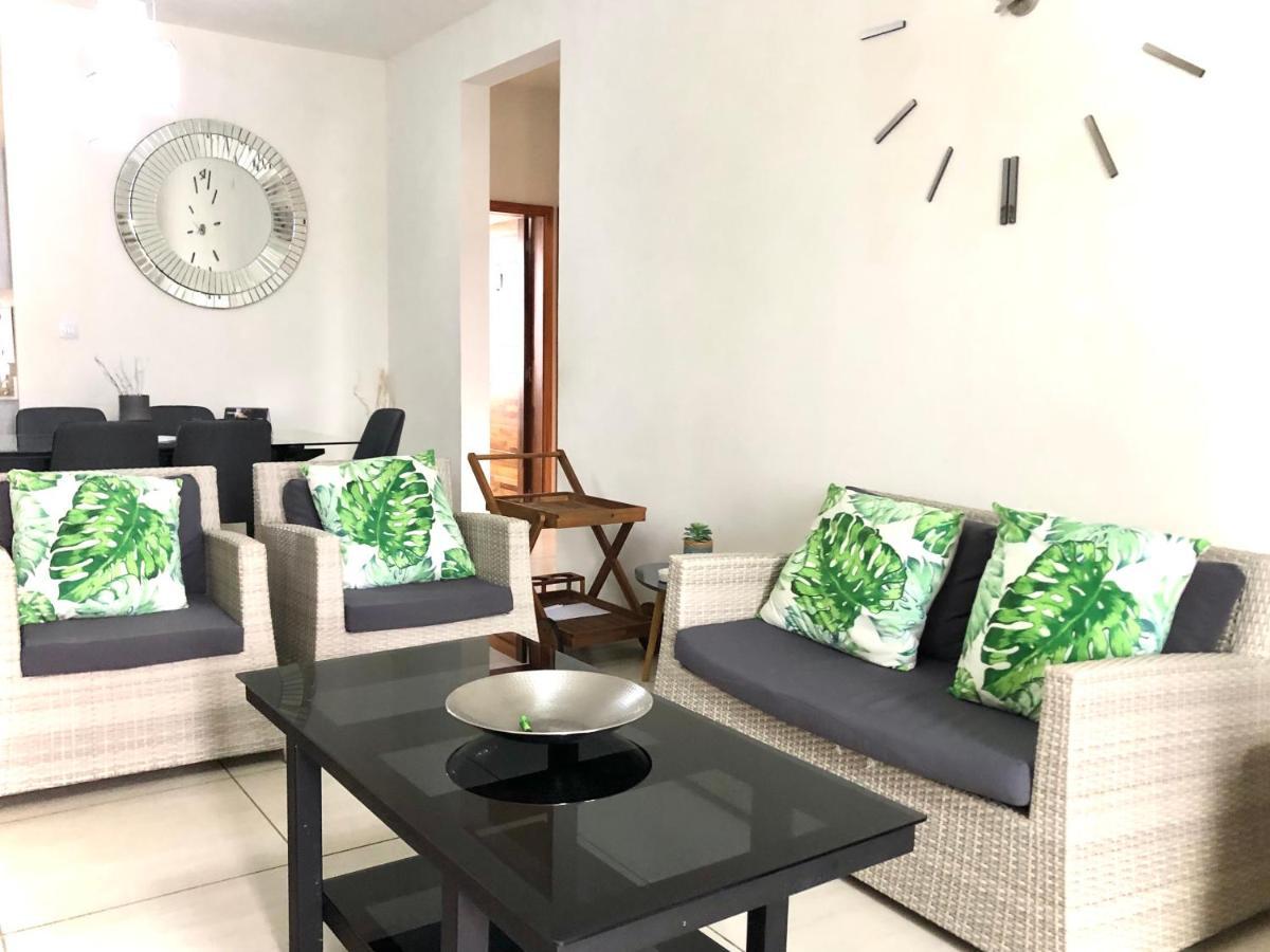 Luxury Westwood Apartment+Pool Flic-en-Flacq المظهر الخارجي الصورة
