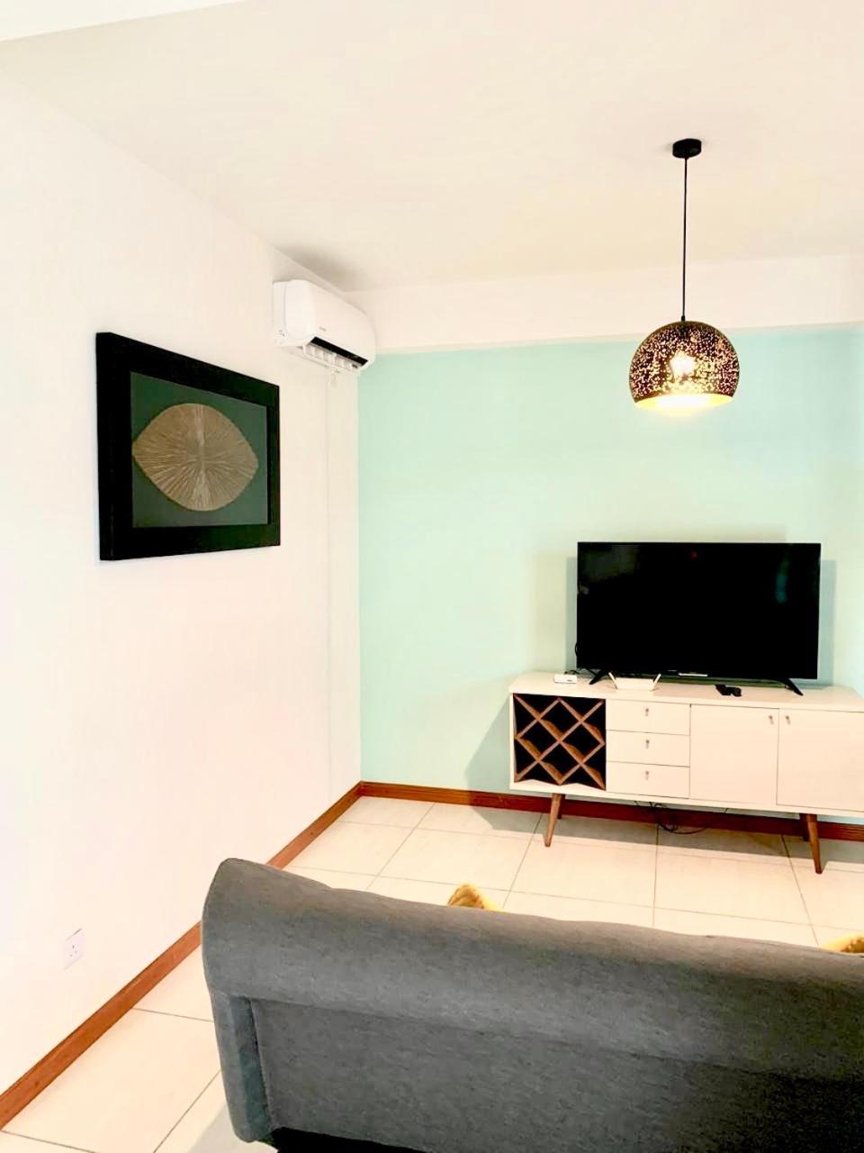 Luxury Westwood Apartment+Pool Flic-en-Flacq الغرفة الصورة